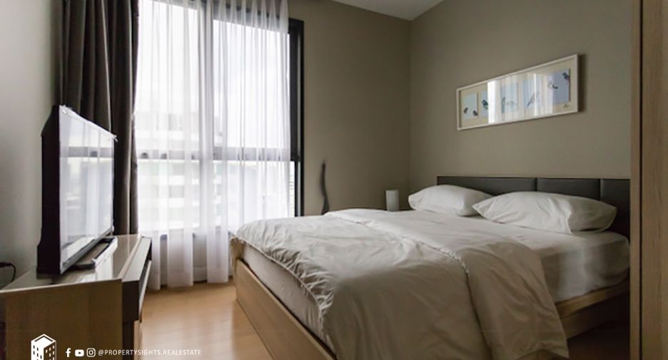 For rent 2 bedrooms condo in Watthana, Bangkok
