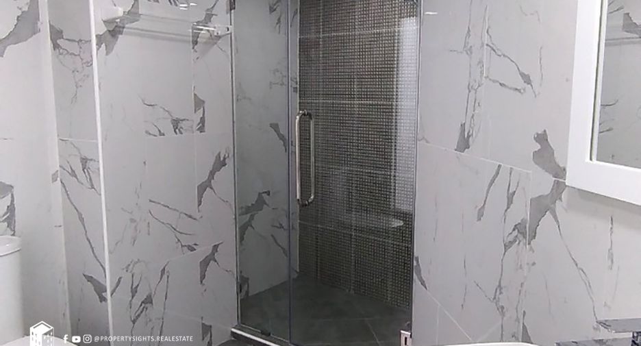 Аренда 2 спальни кондо в Щаттхана, Бангкок