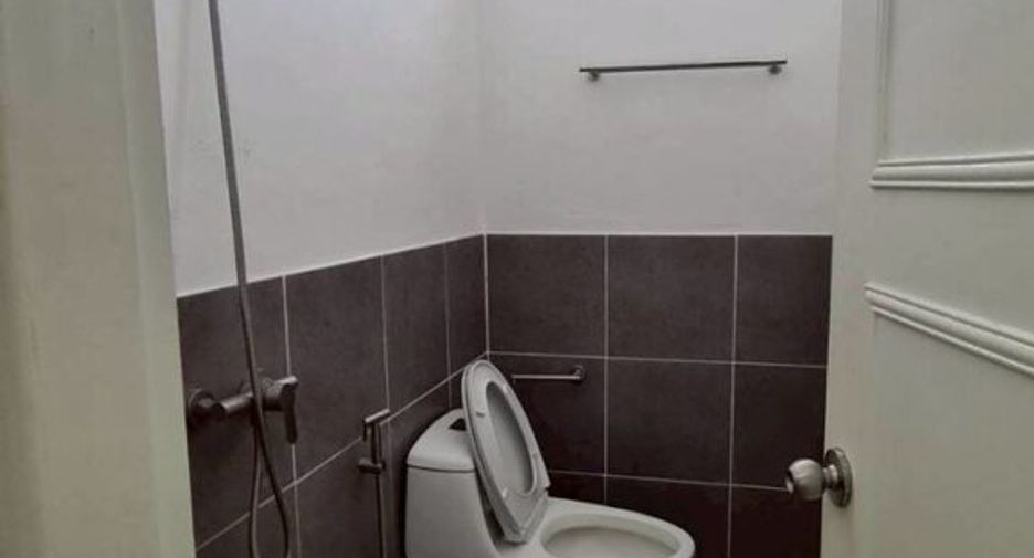Wohnung zur Miete mit 2 Zimmer in Watthana, Bangkok