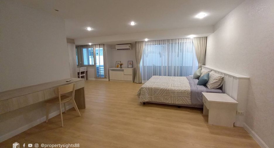 Wohnung zur Miete mit 3 Zimmer in Watthana, Bangkok