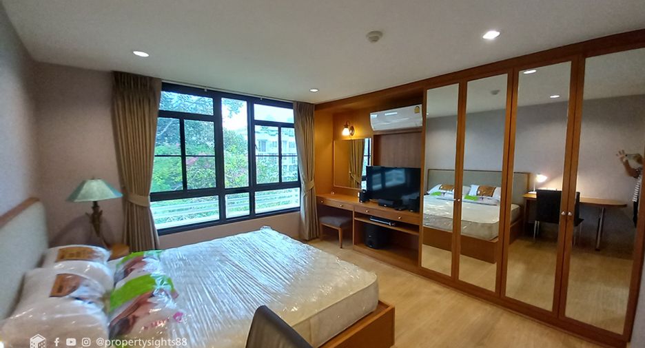 ให้เช่า 2 ห้องนอน คอนโด ใน วัฒนา, กรุงเทพฯ