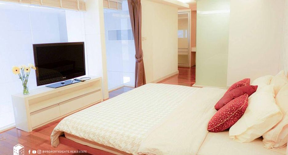 For rent 2 ベッドルーム condo in Watthana, Bangkok