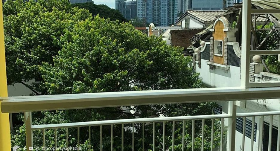 Condo en alquiler de 2 habitaciones en Khlong Toei, Bangkok