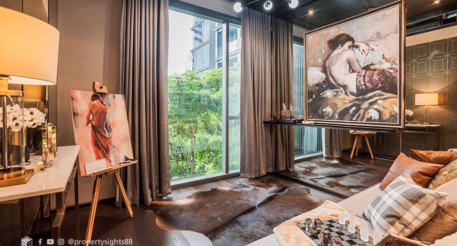For rent 2 bedrooms condo in Khlong Toei, Bangkok