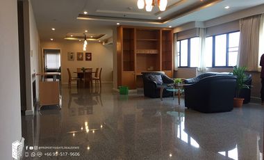 For rent 3 bedrooms condo in Watthana, Bangkok