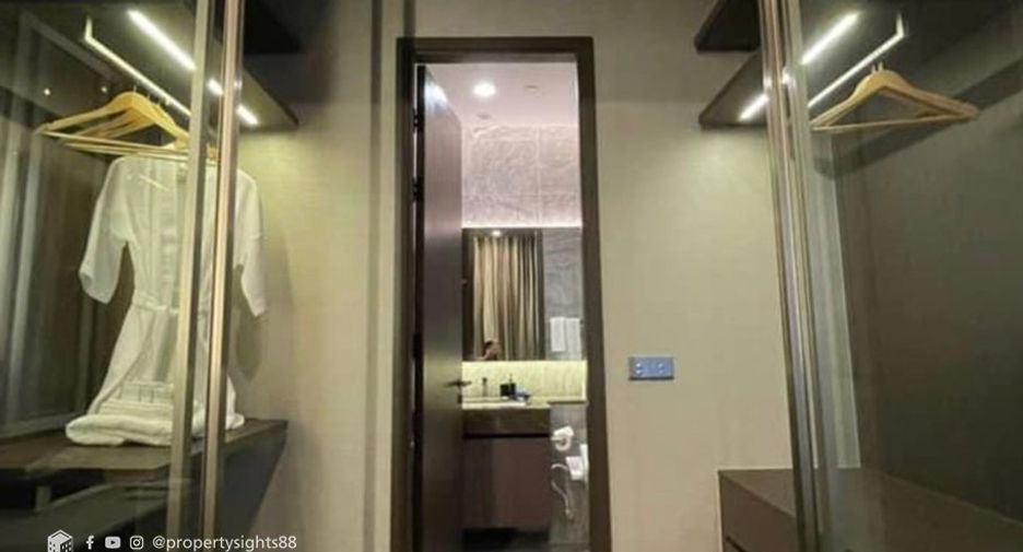 Condo en alquiler de 1 habitaciones en Khlong Toei, Bangkok