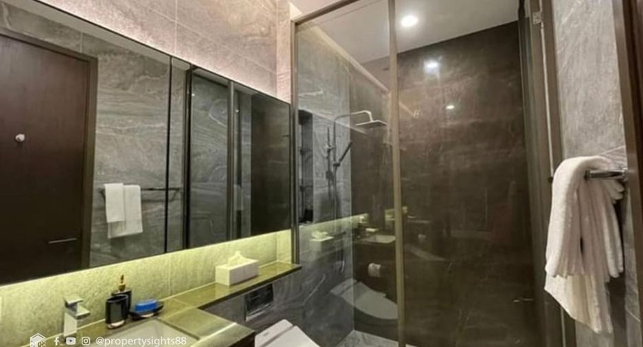 Condo en alquiler de 1 habitaciones en Khlong Toei, Bangkok