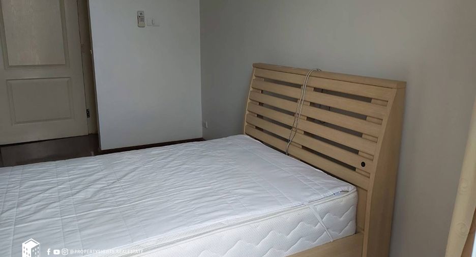 Condo en alquiler de 3 habitaciones en Watthana, Bangkok