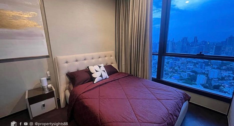 For rent 2 bedrooms condo in Khlong Toei, Bangkok