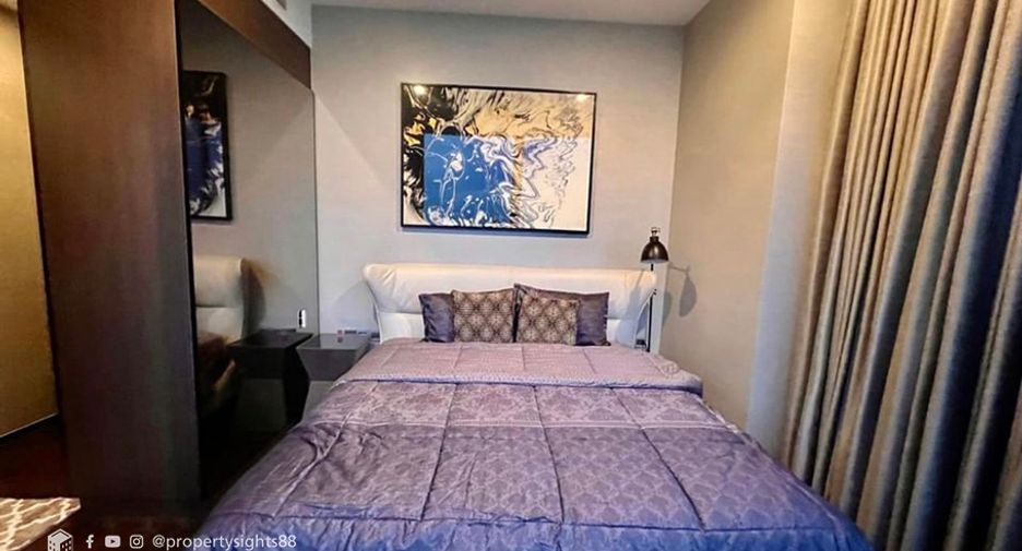 For rent 2 bedrooms condo in Khlong Toei, Bangkok