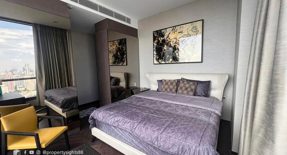 For rent 2 bedrooms condo in Khlong Toei, Bangkok