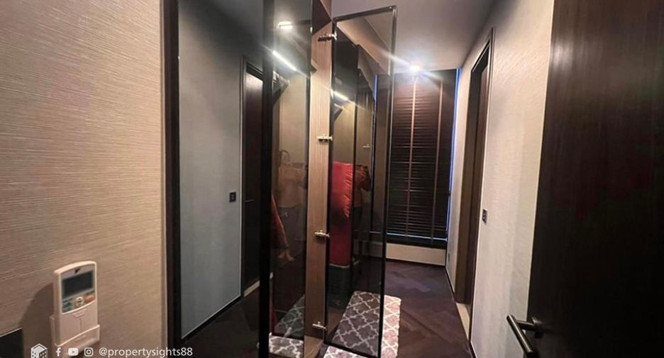 For rent 2 bedrooms condo in Khlong Toei, Bangkok