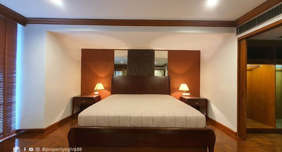 À louer 3 chambres condo à Watthana, Bangkok