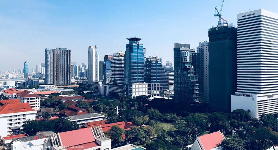 For rent 2 bedrooms condo in Watthana, Bangkok