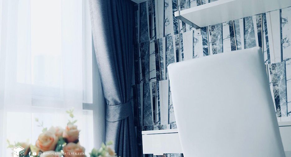 For rent 2 bedrooms condo in Watthana, Bangkok