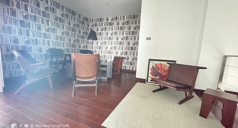 Wohnung zur Miete mit 3 Zimmer in Khlong Toei, Bangkok