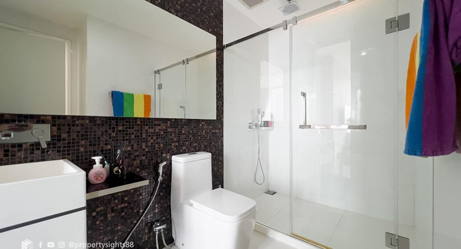 For rent 2 ベッドルーム condo in Khlong Toei, Bangkok