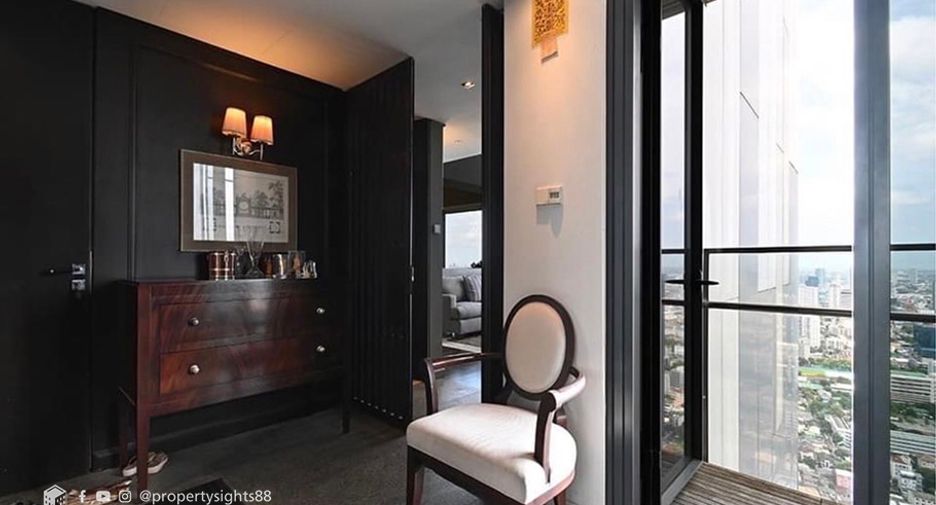 For rent 4 bedrooms condo in Sathon, Bangkok