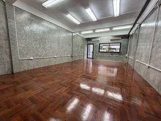 For sale 3 bedrooms townhouse in Sathon, Bangkok