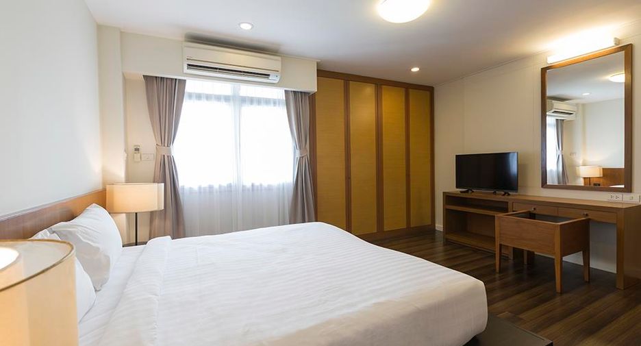 For rent 4 ベッドルーム condo in Khlong Toei, Bangkok