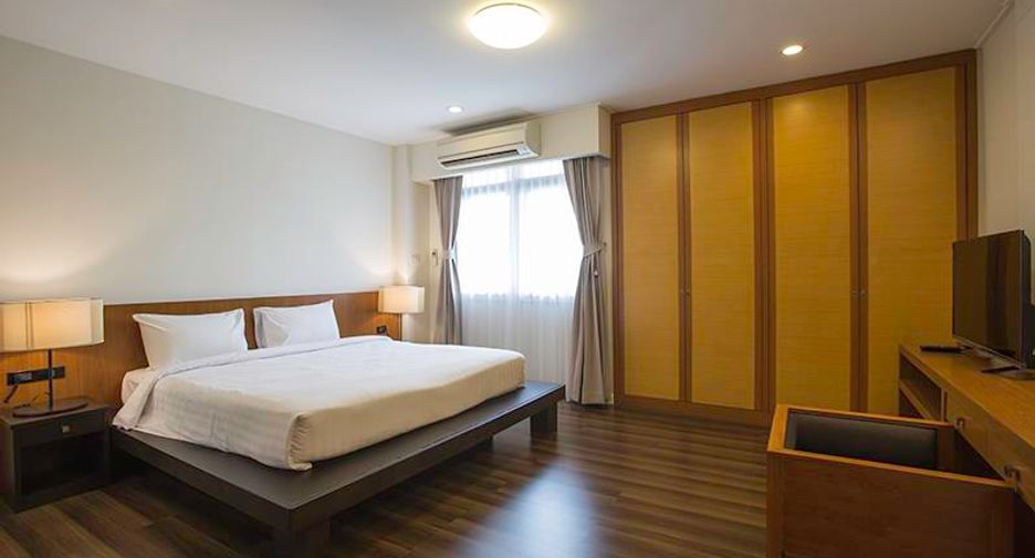 For rent 4 ベッドルーム condo in Khlong Toei, Bangkok