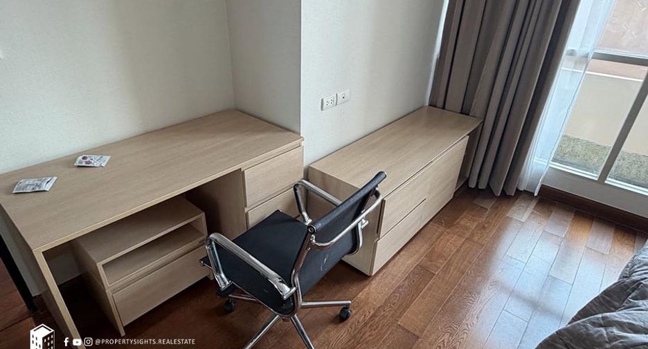 Condo en alquiler de 3 habitaciones en Pathum Wan, Bangkok