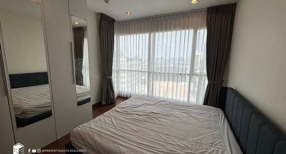Condo en alquiler de 3 habitaciones en Pathum Wan, Bangkok