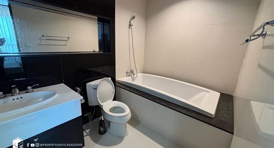 Condo en alquiler de 3 habitaciones en Pathum Wan, Bangkok