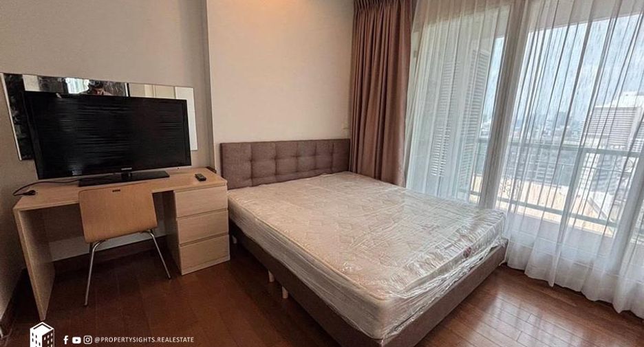 Condo en alquiler de 3 habitaciones en Pathum Wan, Bangkok