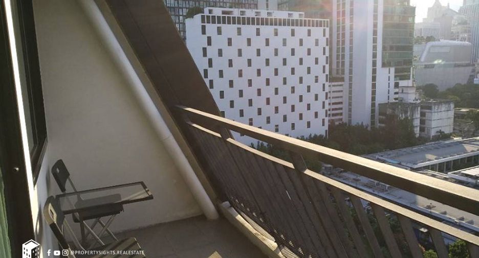 For rent 1 bed condo in Watthana, Bangkok