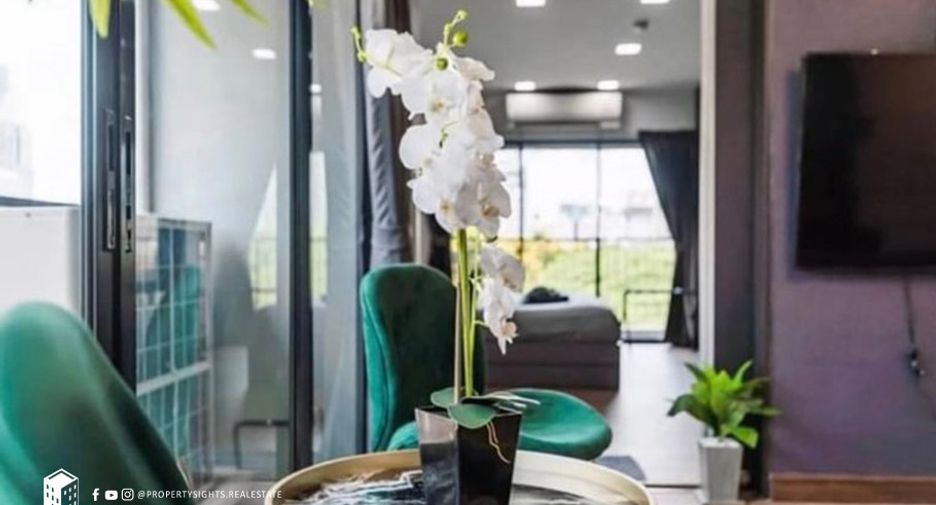 For sale 2 bedrooms condo in Watthana, Bangkok