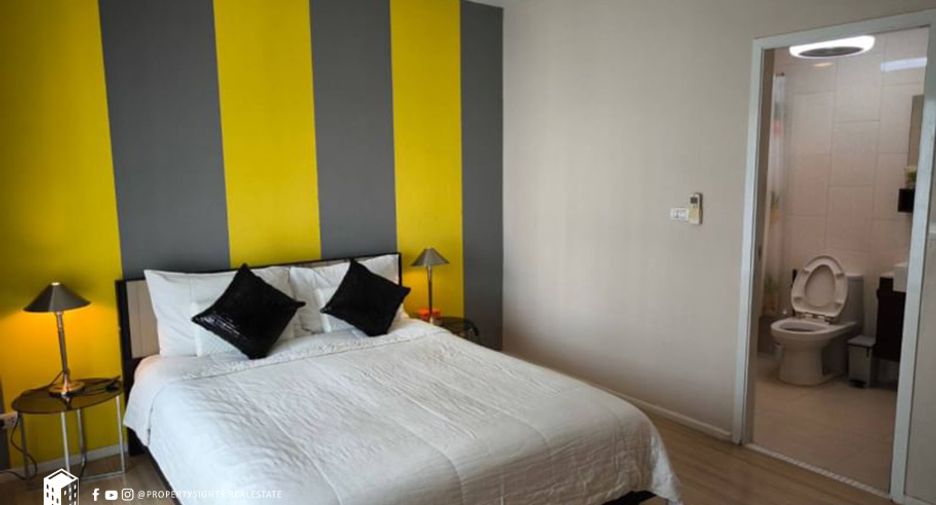 For rent 3 bedrooms condo in Watthana, Bangkok