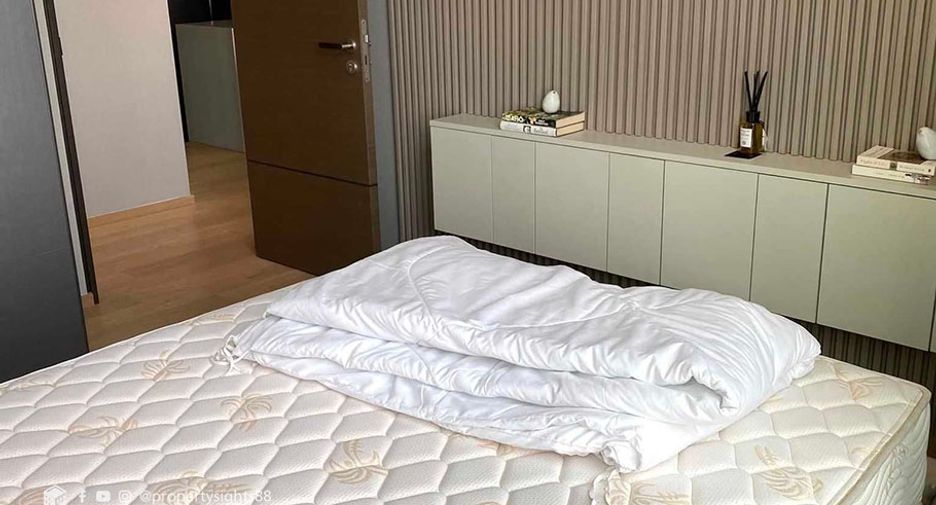 Wohnung zur Miete mit 2 Zimmer in Pathum Wan, Bangkok
