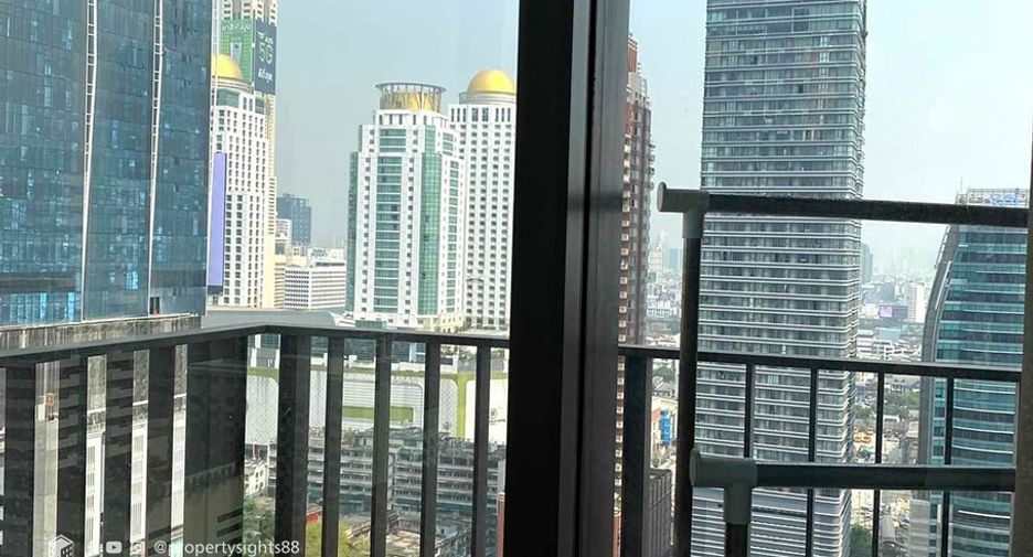 Wohnung zur Miete mit 2 Zimmer in Pathum Wan, Bangkok