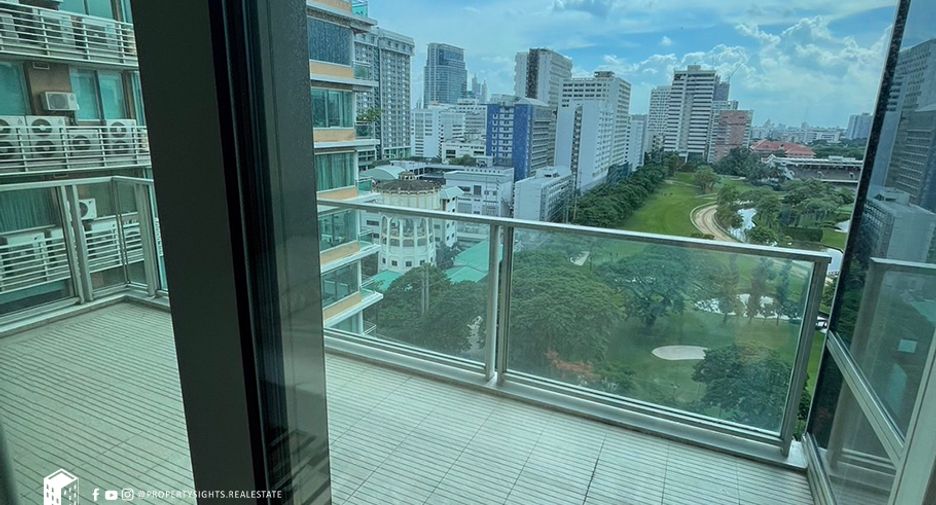 For rent 2 bedrooms condo in Pathum Wan, Bangkok