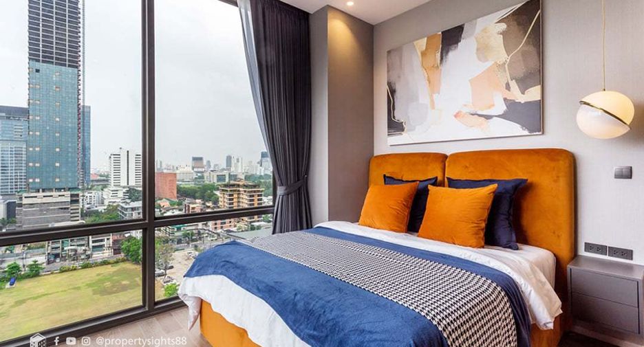 À louer 2 chambres condo à Pathum Wan, Bangkok