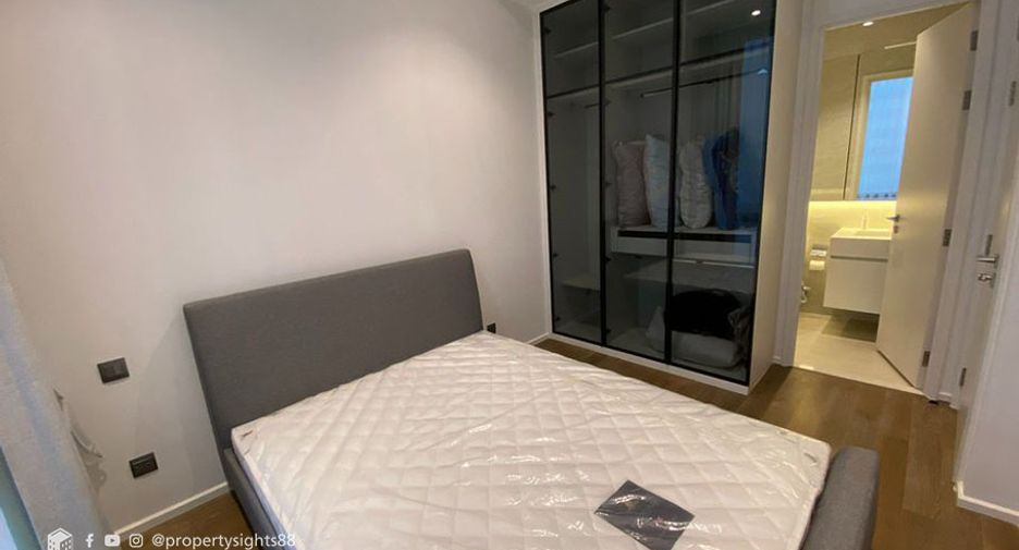 À louer 2 chambres condo à Pathum Wan, Bangkok