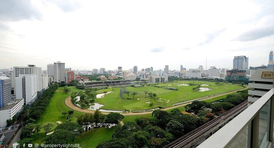 For rent 2 bedrooms condo in Pathum Wan, Bangkok