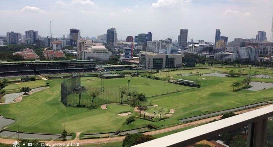 For rent 2 bedrooms condo in Pathum Wan, Bangkok