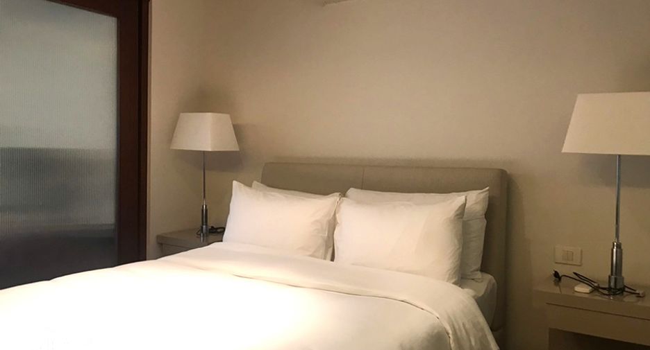 For rent 1 bed condo in Pathum Wan, Bangkok