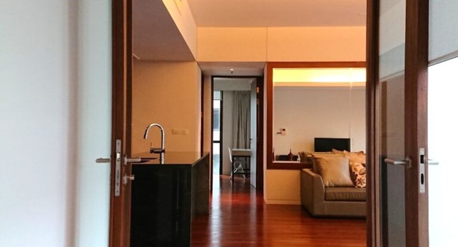 For rent 2 bedrooms condo in Pathum Wan, Bangkok