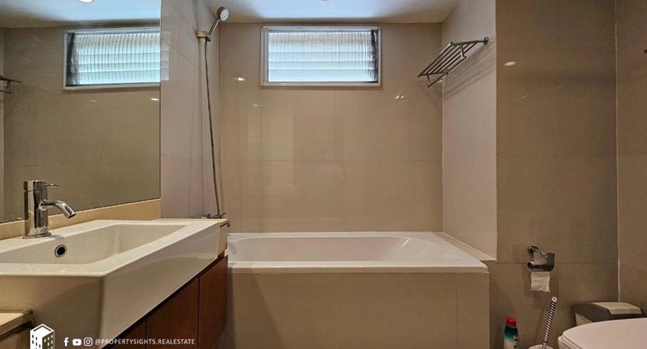 Condo en alquiler de 2 habitaciones en Pathum Wan, Bangkok