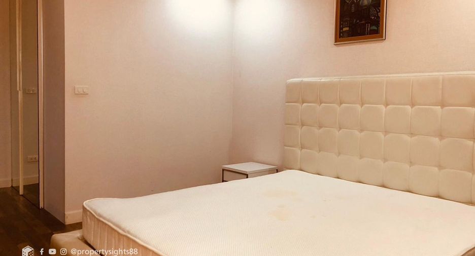 For rent 2 bedrooms condo in Pathum Wan, Bangkok