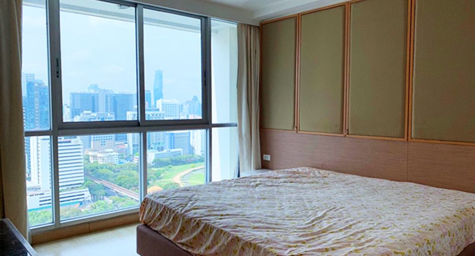 Condo en alquiler de 2 habitaciones en Pathum Wan, Bangkok