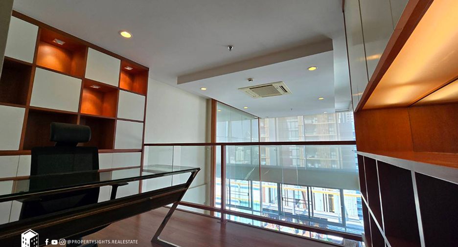 Condo en alquiler de 2 habitaciones en Pathum Wan, Bangkok
