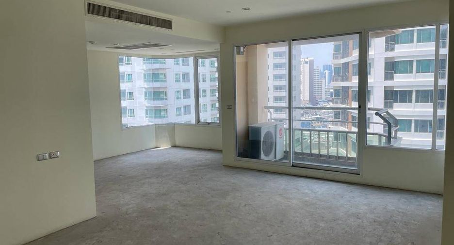 Wohnung zum Kauf mit 4 Zimmer in Khlong Toei, Bangkok