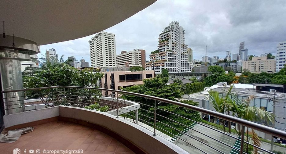 ขาย 3 ห้องนอน คอนโด ใน วัฒนา, กรุงเทพฯ