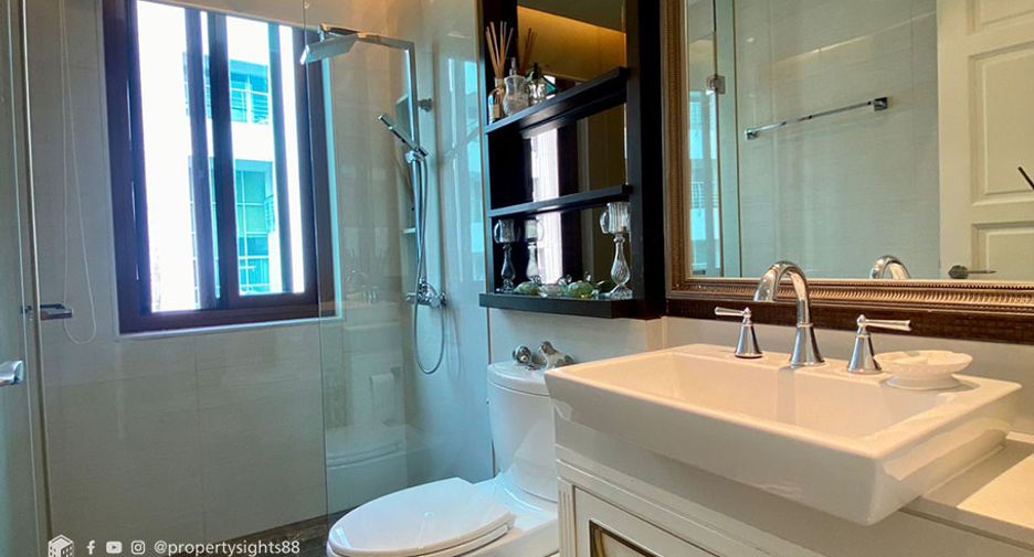 Condo en venta de 3 habitaciones en Watthana, Bangkok