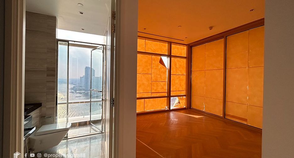 For sale 2 bedrooms condo in Bang Kho Laem, Bangkok