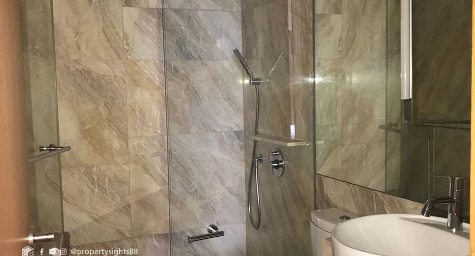 For sale 2 bedrooms condo in Sathon, Bangkok